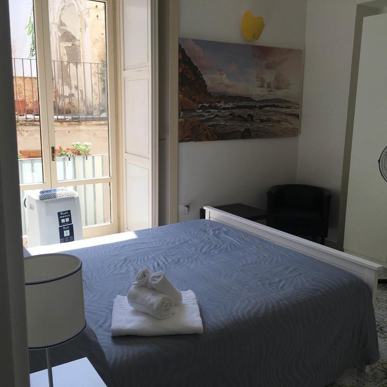 L'Infinito Bed & Breakfast Salerno Dış mekan fotoğraf