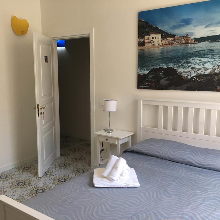 L'Infinito Bed & Breakfast Salerno Dış mekan fotoğraf