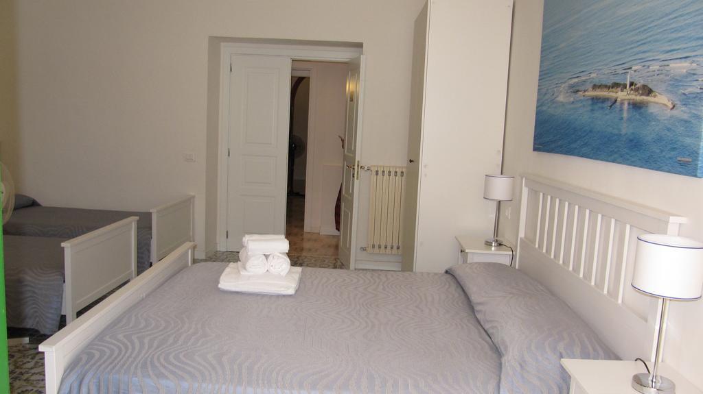 L'Infinito Bed & Breakfast Salerno Dış mekan fotoğraf