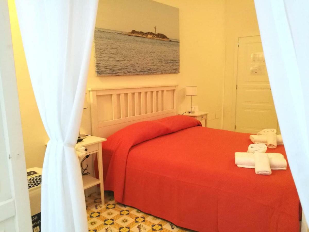 L'Infinito Bed & Breakfast Salerno Dış mekan fotoğraf