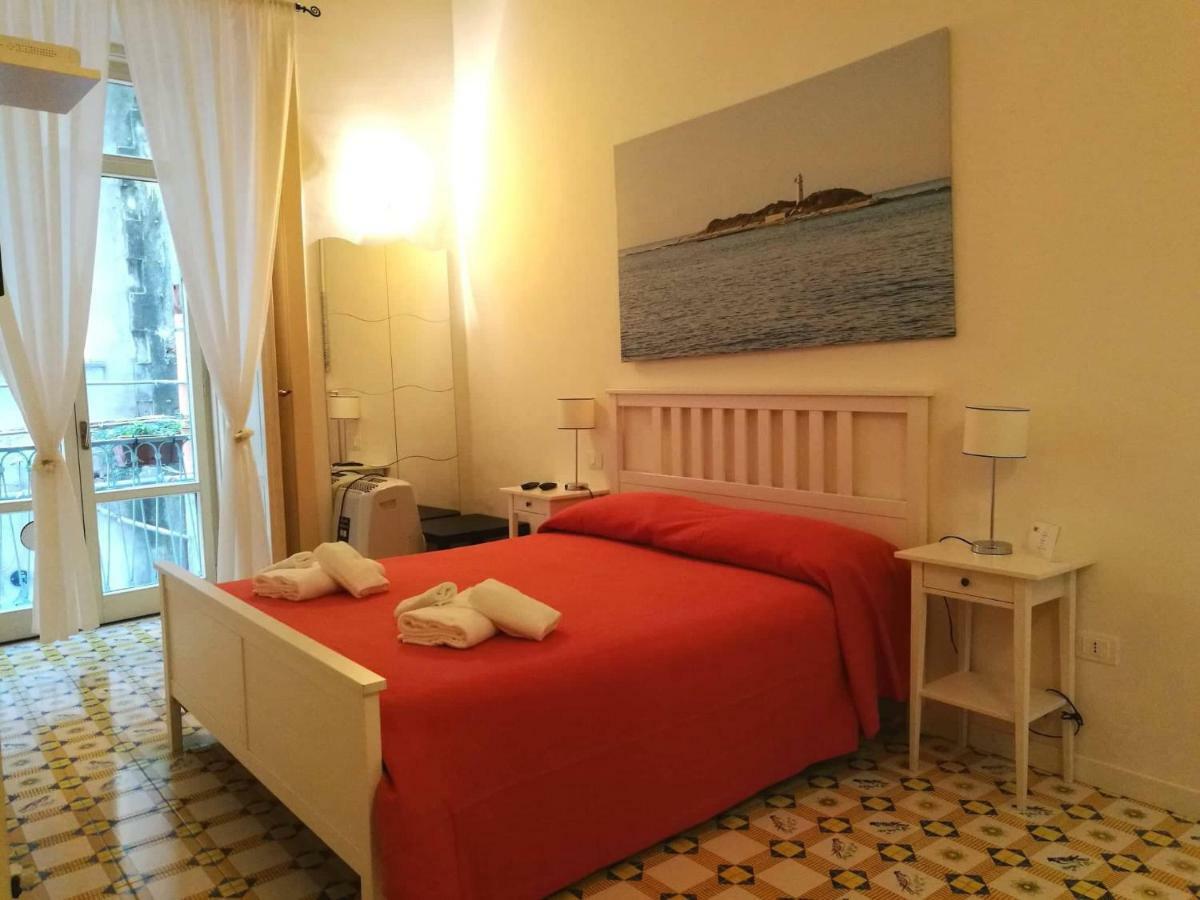 L'Infinito Bed & Breakfast Salerno Dış mekan fotoğraf