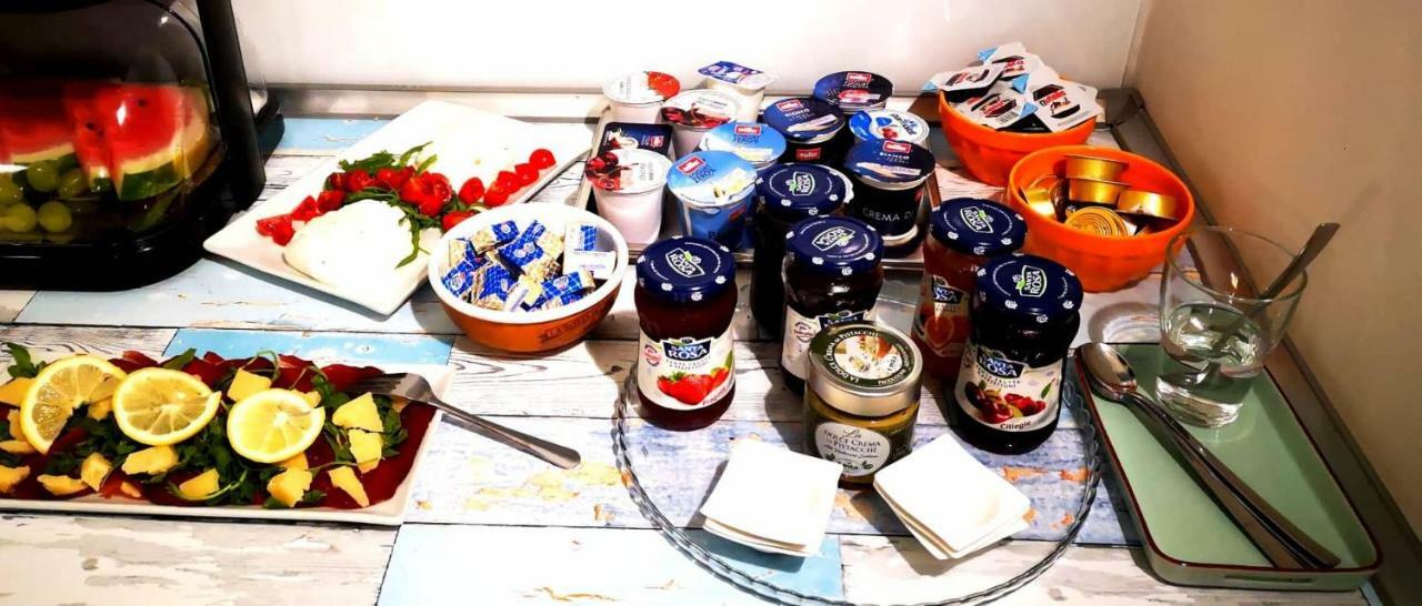 L'Infinito Bed & Breakfast Salerno Dış mekan fotoğraf